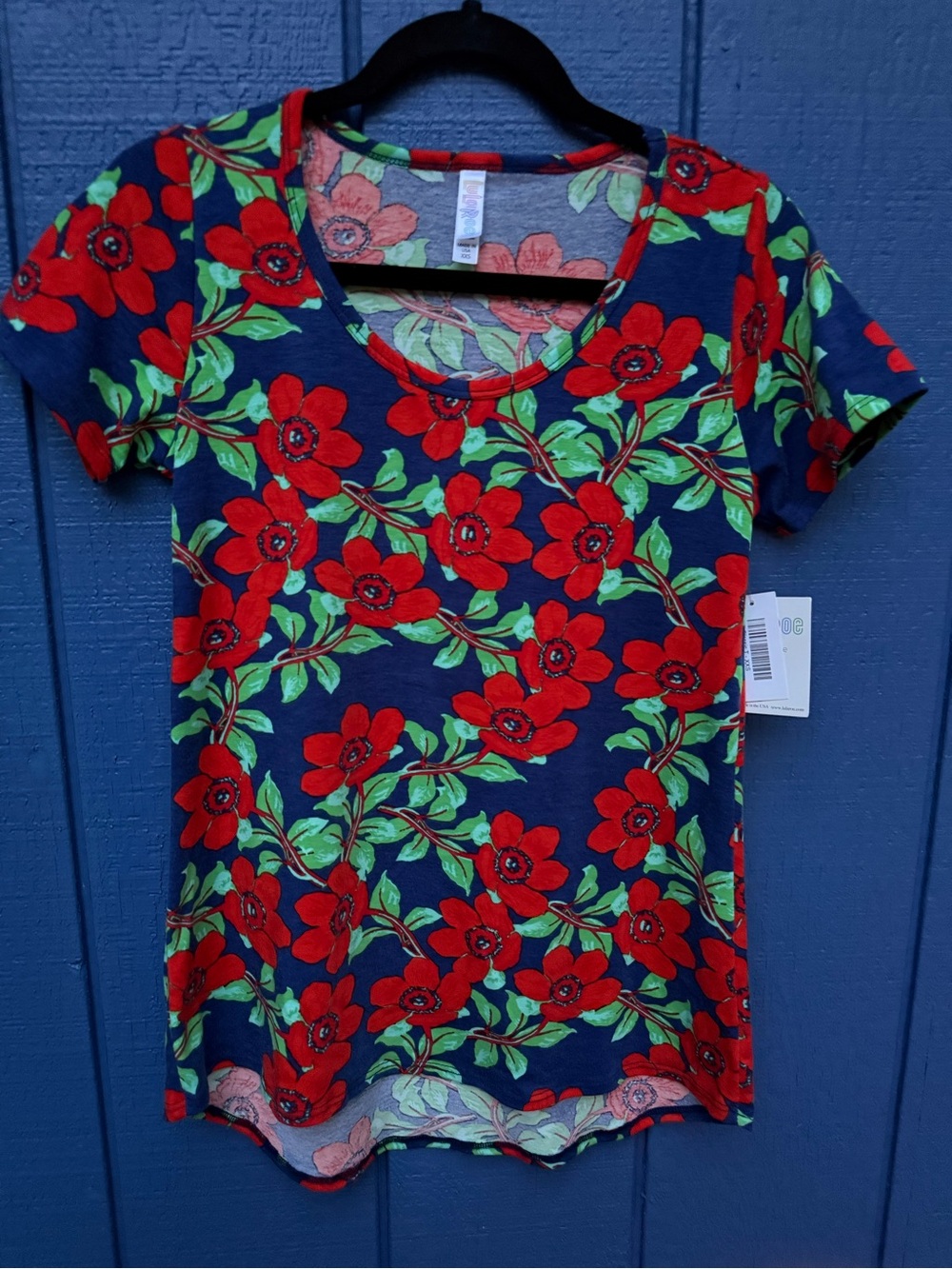 LuLaRoe Navy Scoop Neck Tee with Red Floral Print